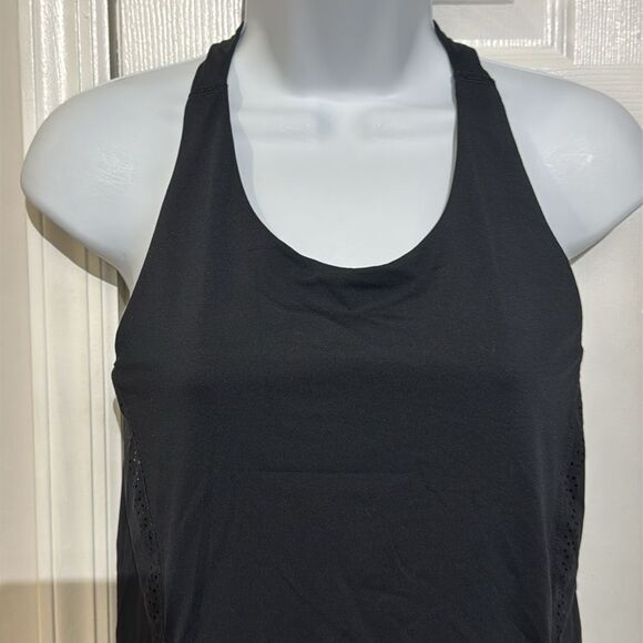 Lululemon Women’s Hit It Black Tank Top With build in bra size 8 - Picture 3 of 12